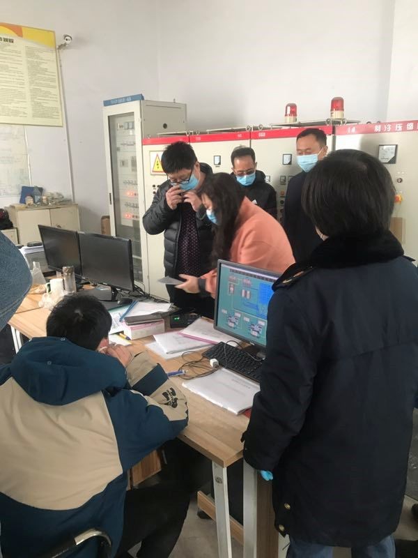 郑州市市场监管局副局长李海陆莅临糖果派对冷库查抄领导工作