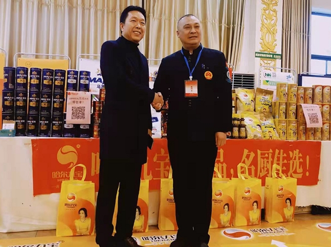 糖果派对助力“豫菜杯”，荣获“大赛指定用品”奖！也受到诸多名厨争相推荐！