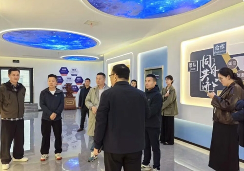 携手共进，共“味”将来 | 醉巴鲜&有鱼妖参观马吉尔工业园区，达成“醉巴鲜调味料出产基地」亟略合作。